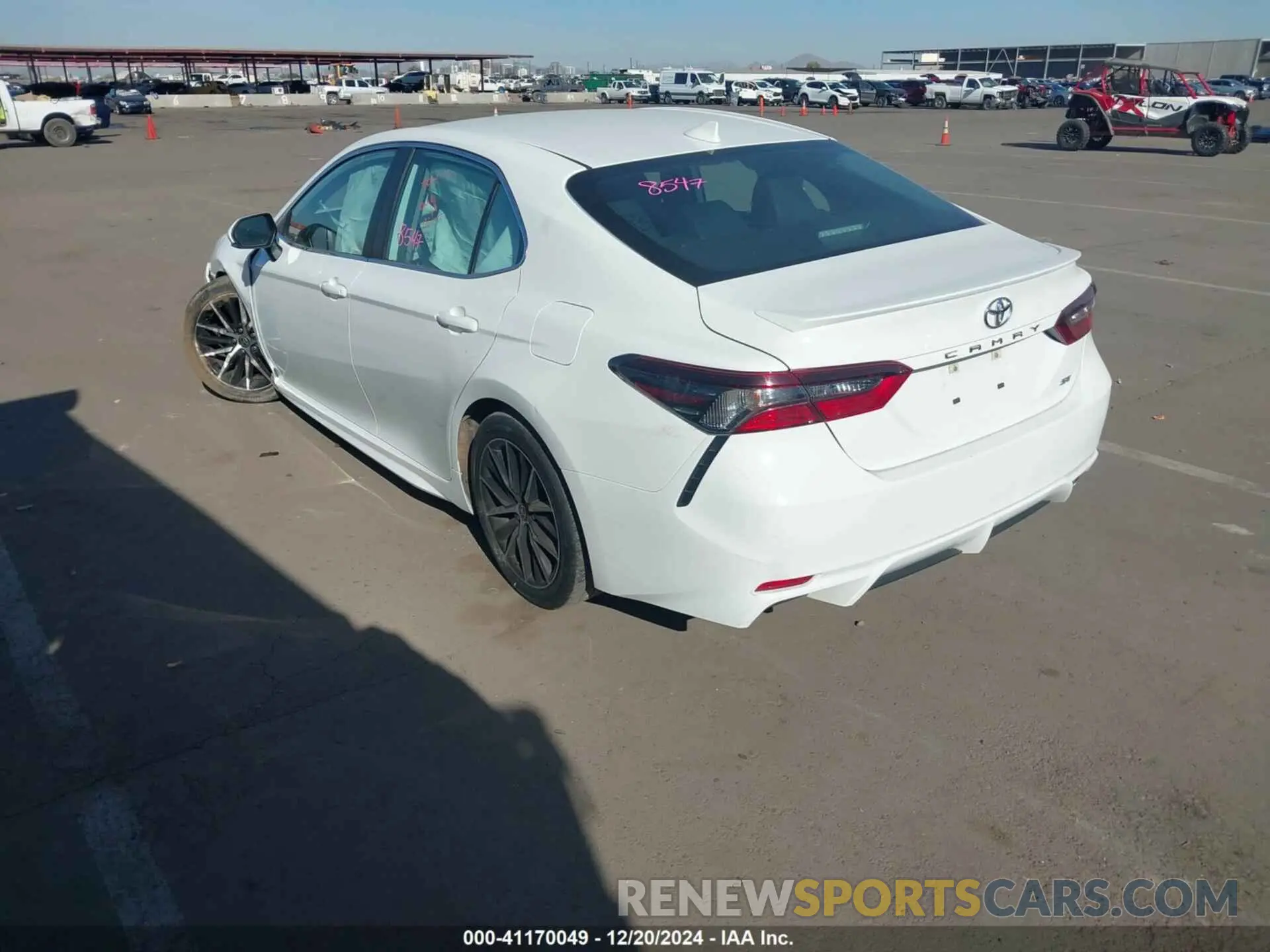 3 fotografías del automóvil dañado 4T1G11AK8PU790597 TOYOTA CAMRY 2023