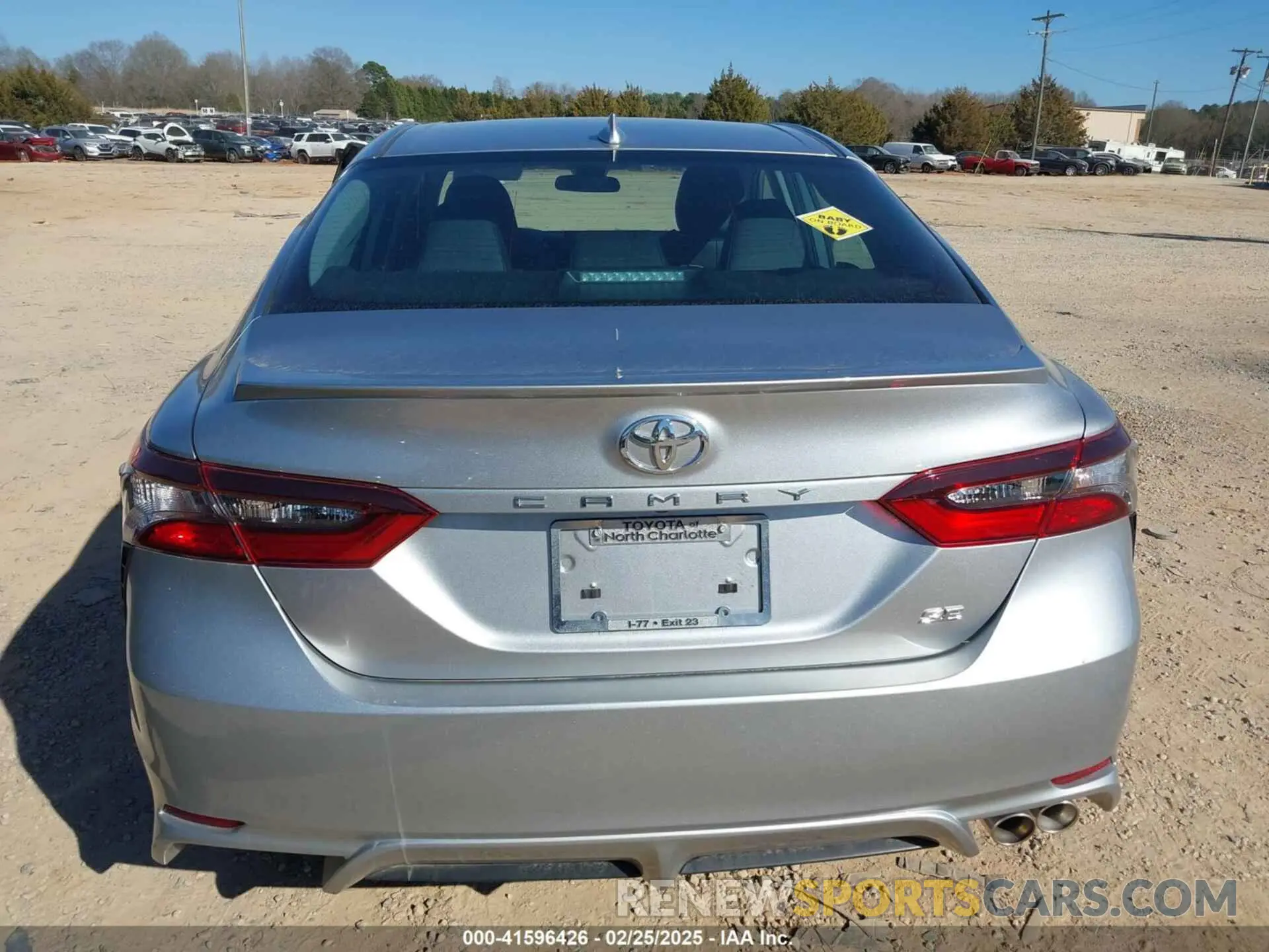 15 fotografías del automóvil dañado 4T1G11AK8PU819175 TOYOTA CAMRY 2023