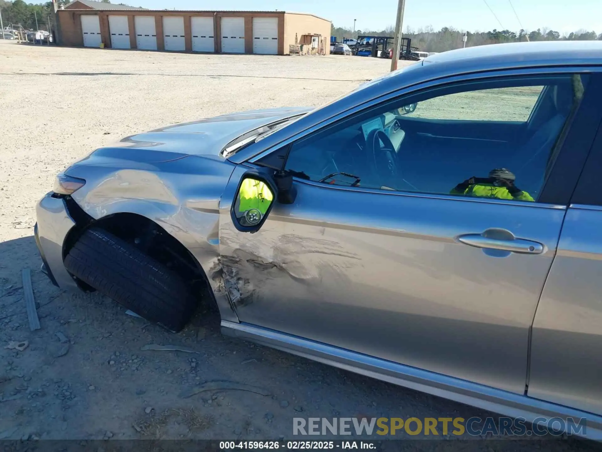 6 fotografías del automóvil dañado 4T1G11AK8PU819175 TOYOTA CAMRY 2023