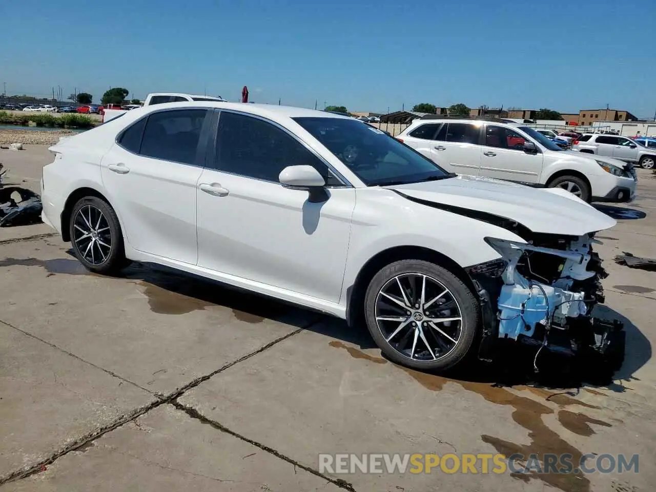 4 fotografías del automóvil dañado 4T1G11AK8PU820679 TOYOTA CAMRY 2023