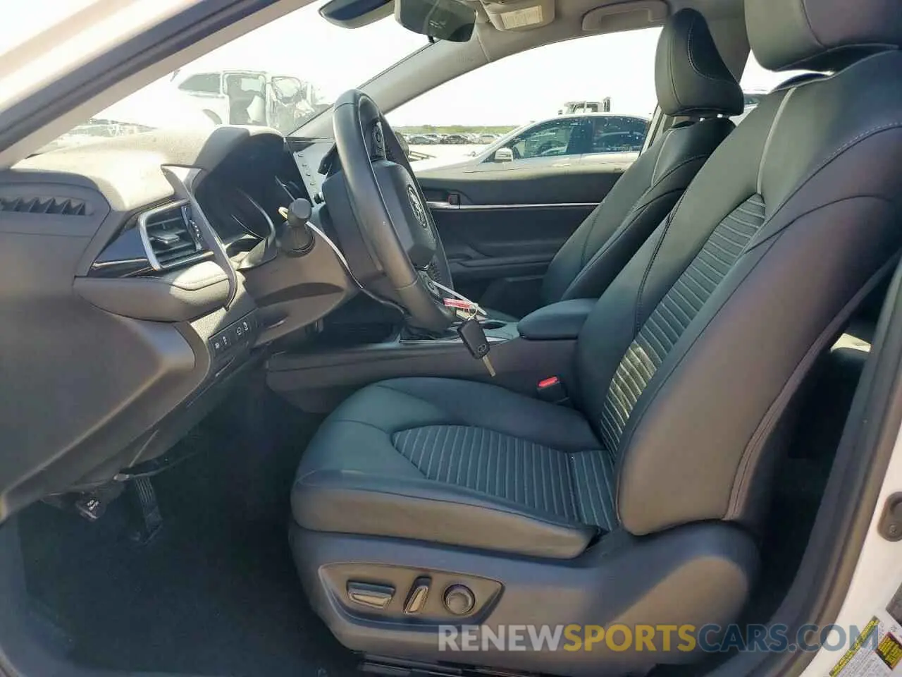 7 fotografías del automóvil dañado 4T1G11AK8PU820679 TOYOTA CAMRY 2023