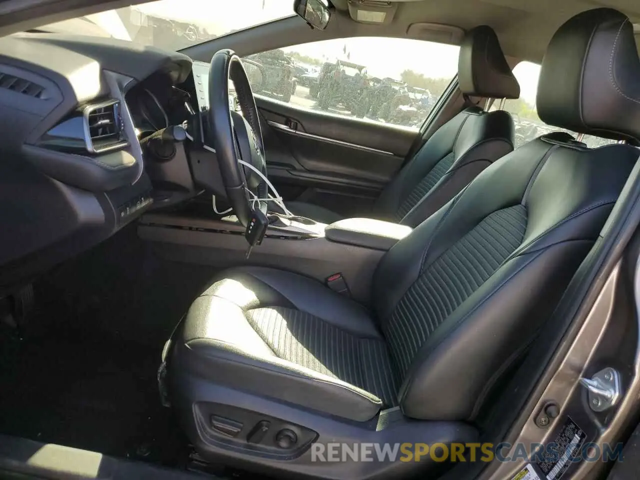 7 fotografías del automóvil dañado 4T1G11AK9PU079846 TOYOTA CAMRY 2023