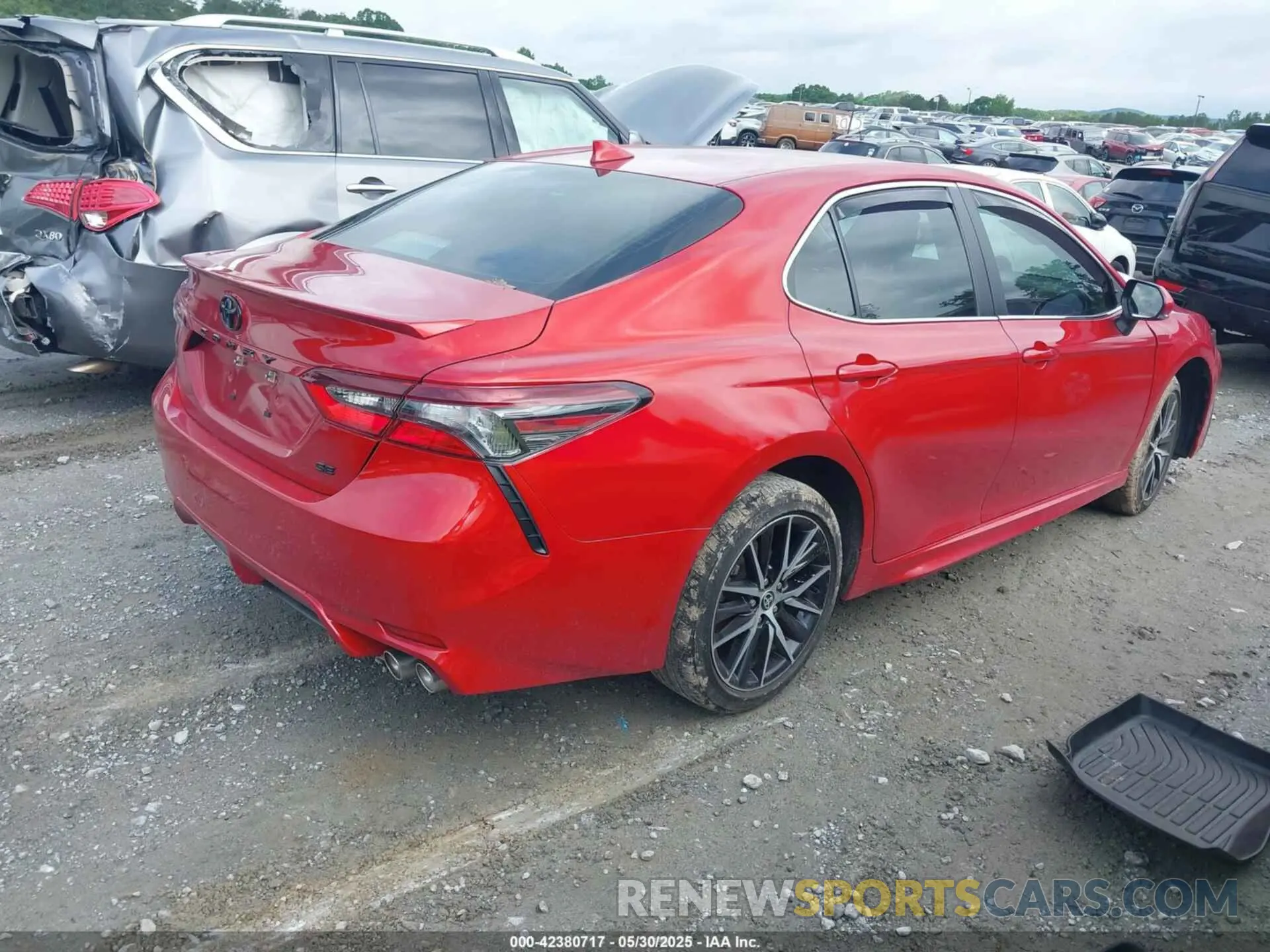 4 fotografías del automóvil dañado 4T1G11AK9PU099742 TOYOTA CAMRY 2023