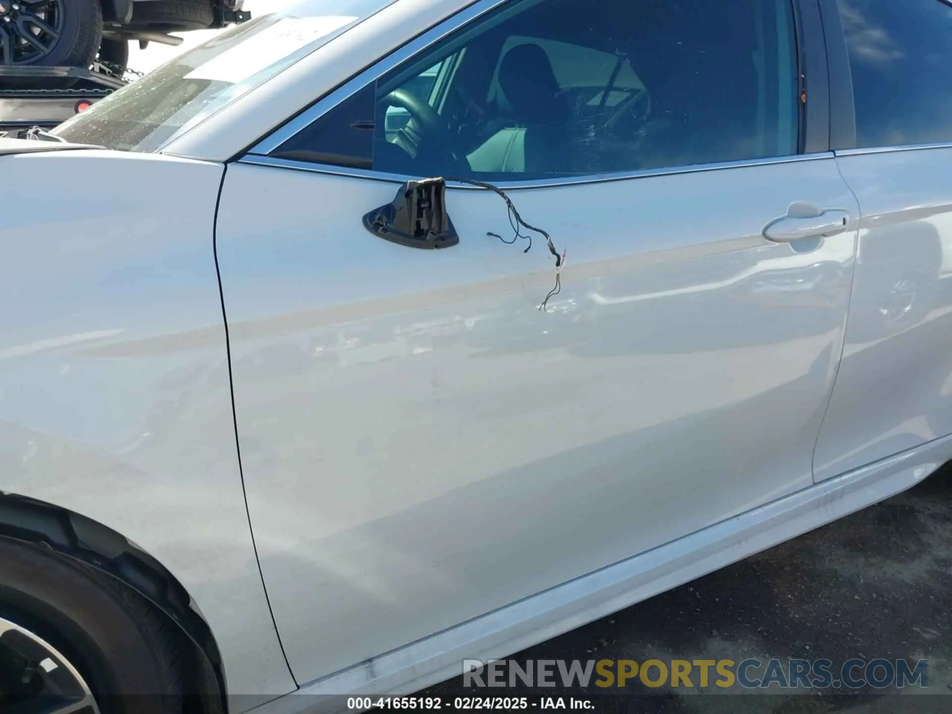 19 fotografías del automóvil dañado 4T1G11AK9PU160748 TOYOTA CAMRY 2023