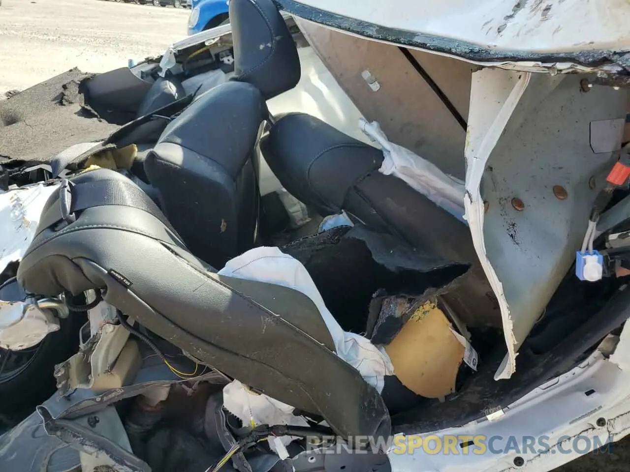 10 fotografías del automóvil dañado 4T1G11AK9PU728979 TOYOTA CAMRY 2023