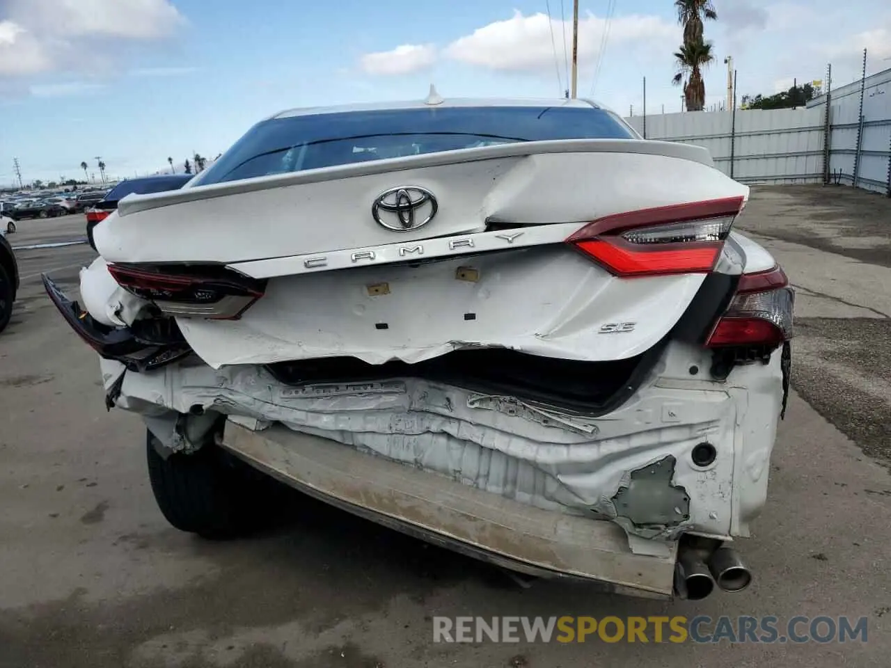 6 fotografías del automóvil dañado 4T1G11AK9PU731929 TOYOTA CAMRY 2023