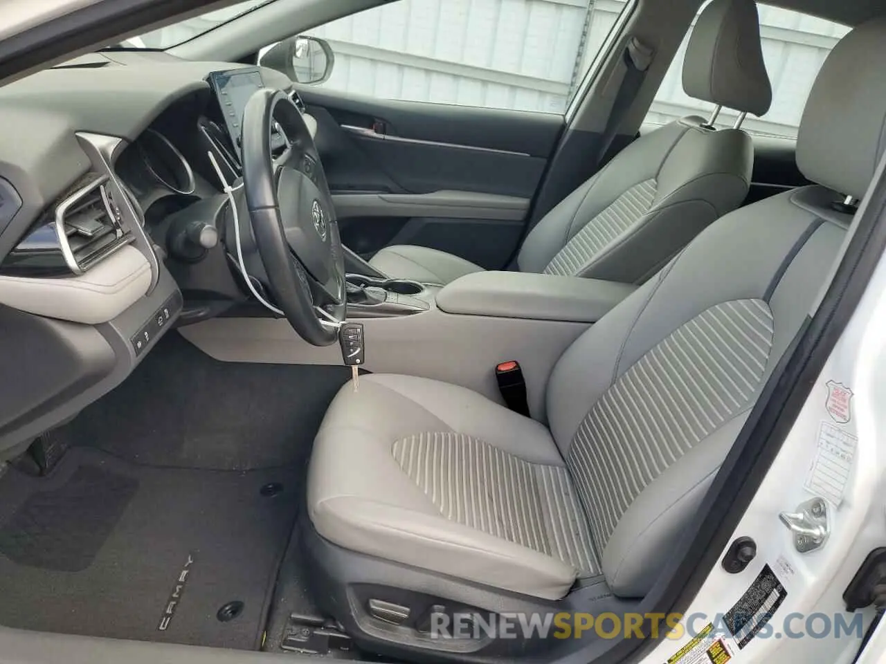 7 fotografías del automóvil dañado 4T1G11AK9PU731929 TOYOTA CAMRY 2023