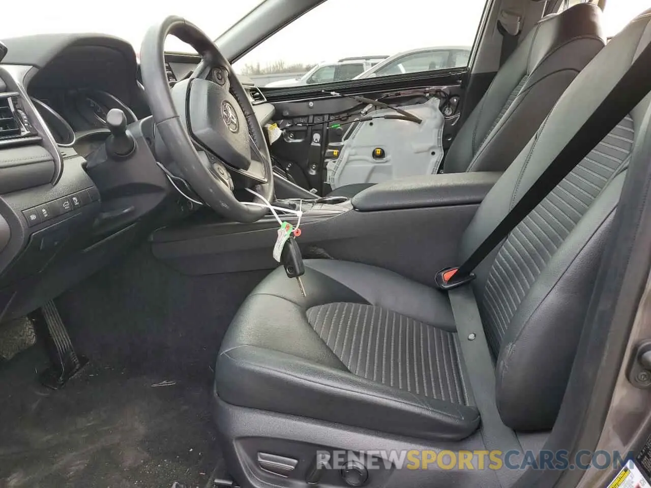 7 fotografías del automóvil dañado 4T1G11AK9PU733356 TOYOTA CAMRY 2023