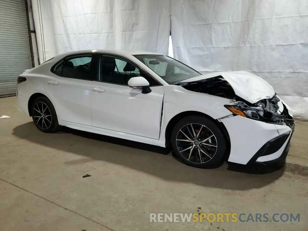 4 fotografías del automóvil dañado 4T1G11AK9PU738282 TOYOTA CAMRY 2023