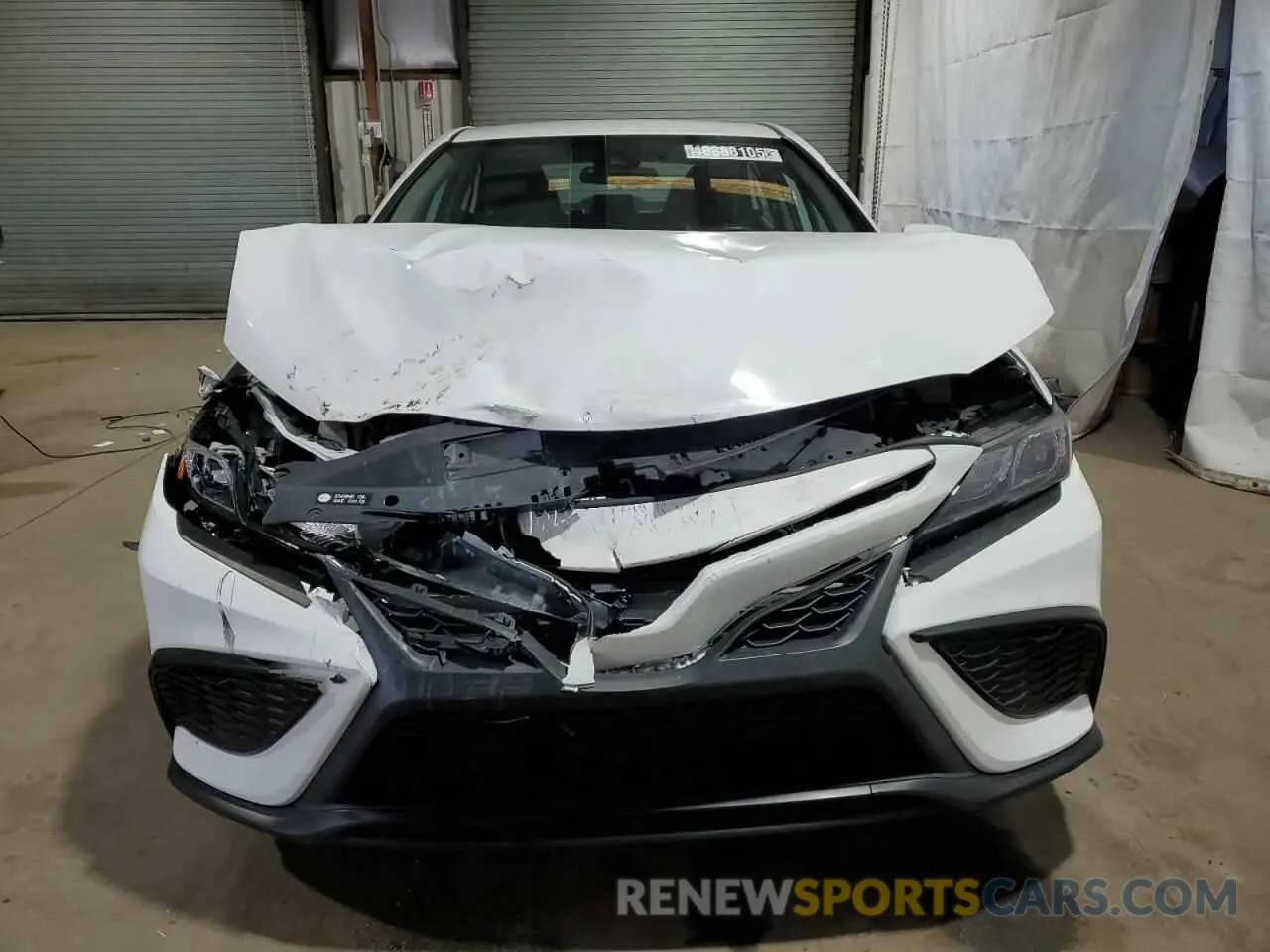 5 fotografías del automóvil dañado 4T1G11AK9PU738282 TOYOTA CAMRY 2023