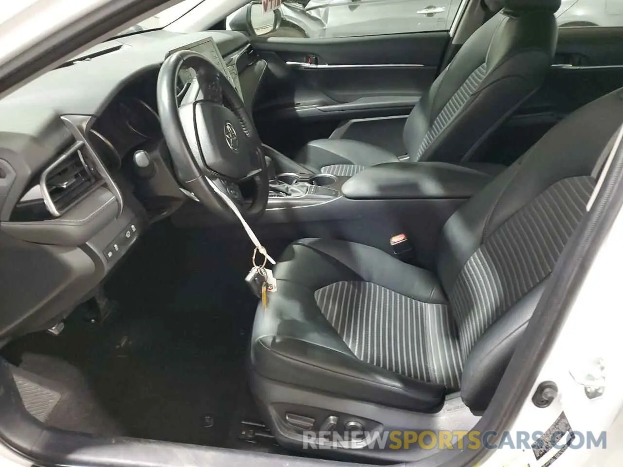 7 fotografías del automóvil dañado 4T1G11AK9PU738282 TOYOTA CAMRY 2023