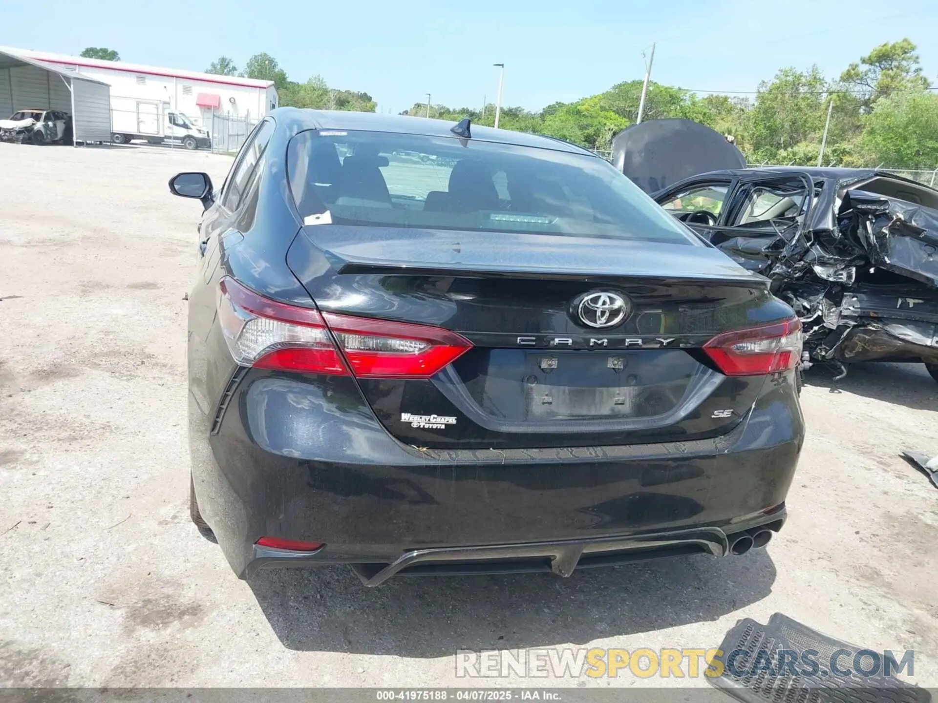 16 fotografías del automóvil dañado 4T1G11AK9PU757656 TOYOTA CAMRY 2023