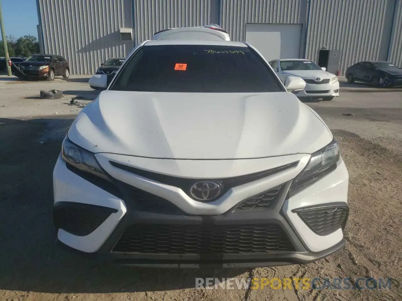5 fotografías del automóvil dañado 4T1G11AK9PU758192 TOYOTA CAMRY 2023