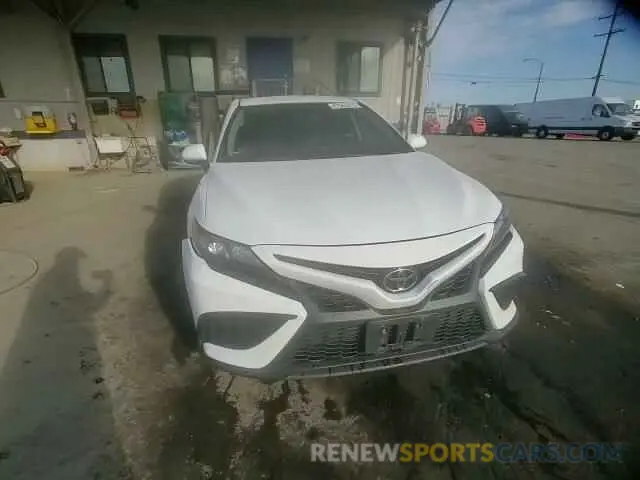 10 fotografías del automóvil dañado 4T1G11AK9PU761674 TOYOTA CAMRY 2023