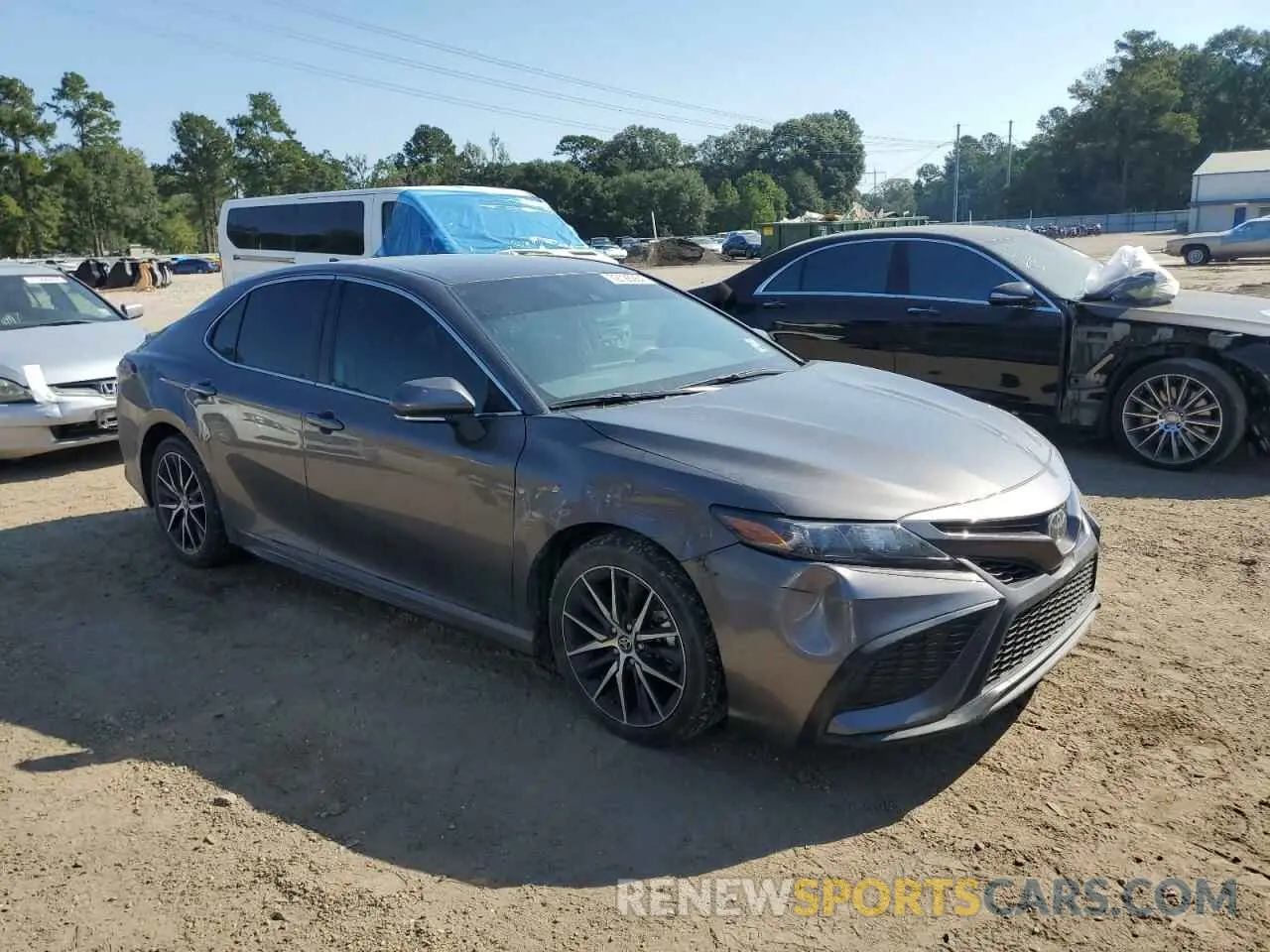 4 fotografías del automóvil dañado 4T1G11AK9PU811277 TOYOTA CAMRY 2023