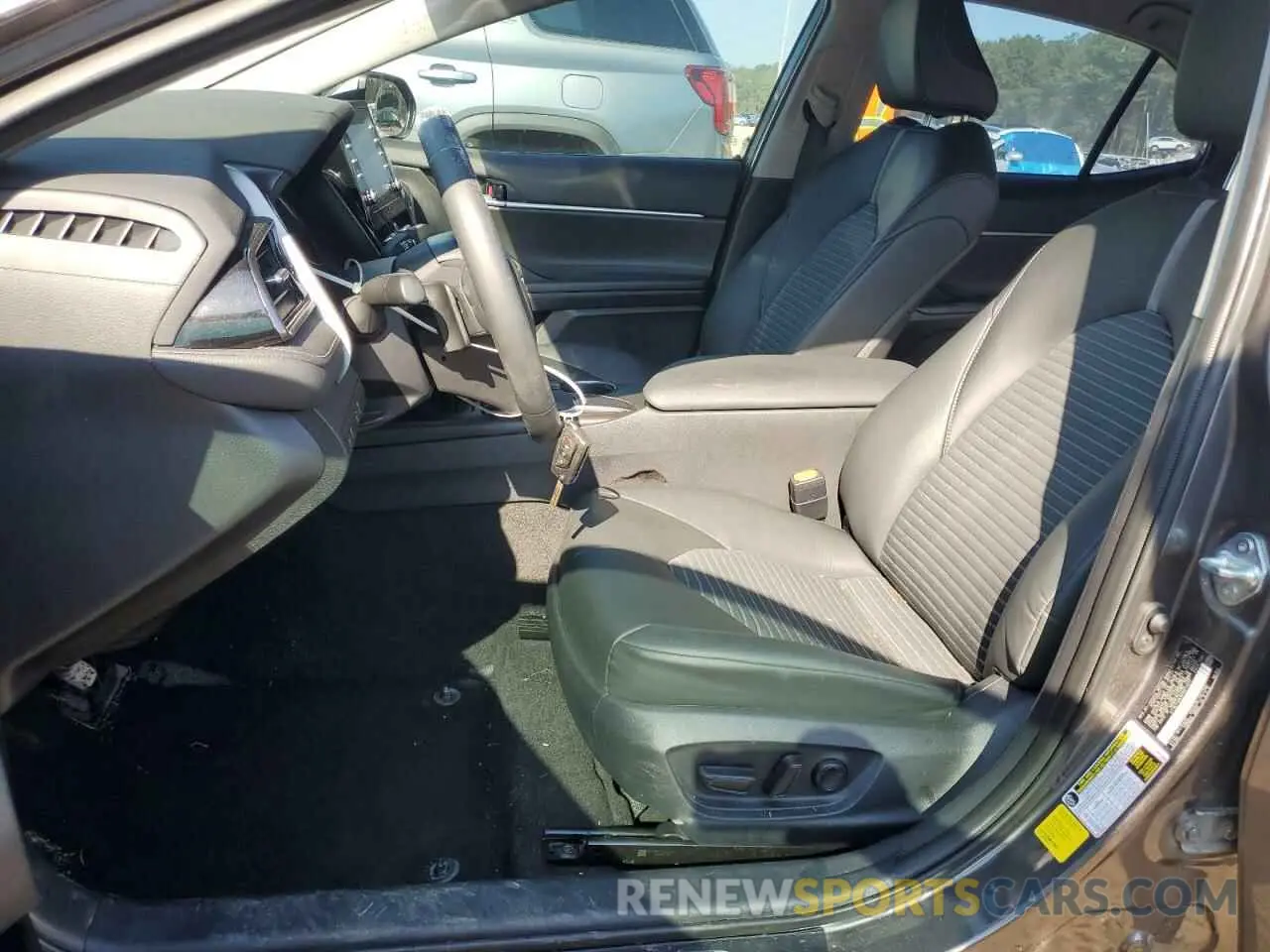7 fotografías del automóvil dañado 4T1G11AK9PU811277 TOYOTA CAMRY 2023