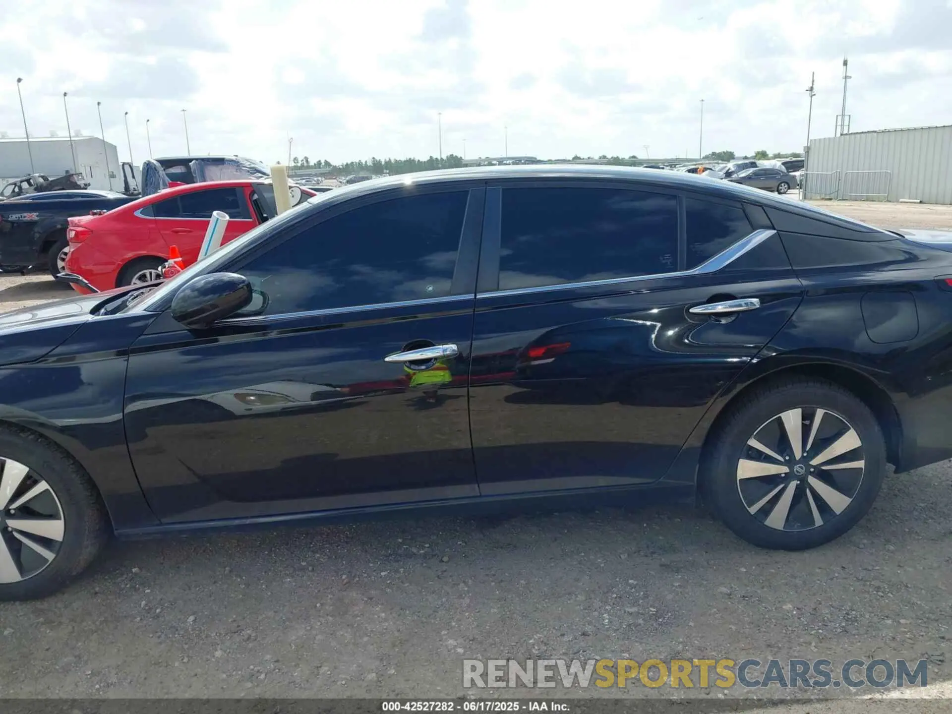 15 fotografías del automóvil dañado 4T1G11AK9PU823641 TOYOTA CAMRY 2023