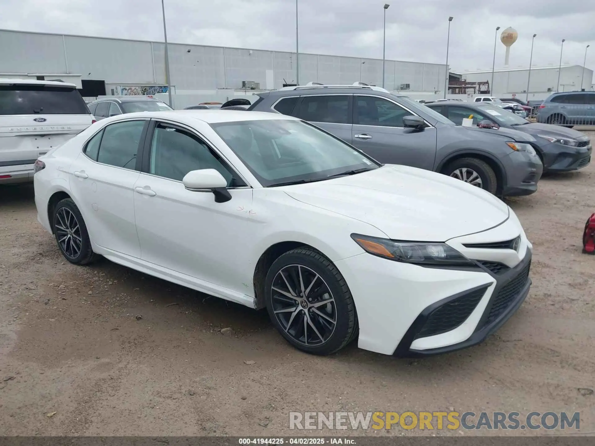 1 fotografías del automóvil dañado 4T1G11AKXPU088961 TOYOTA CAMRY 2023