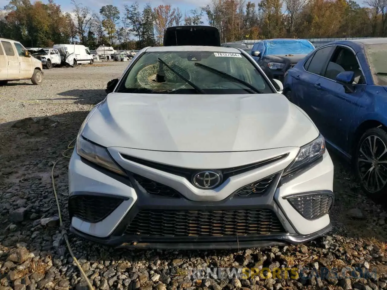 5 fotografías del automóvil dañado 4T1G11AKXPU097904 TOYOTA CAMRY 2023