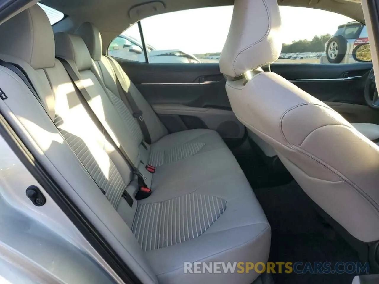 10 fotografías del automóvil dañado 4T1G11AKXPU098194 TOYOTA CAMRY 2023