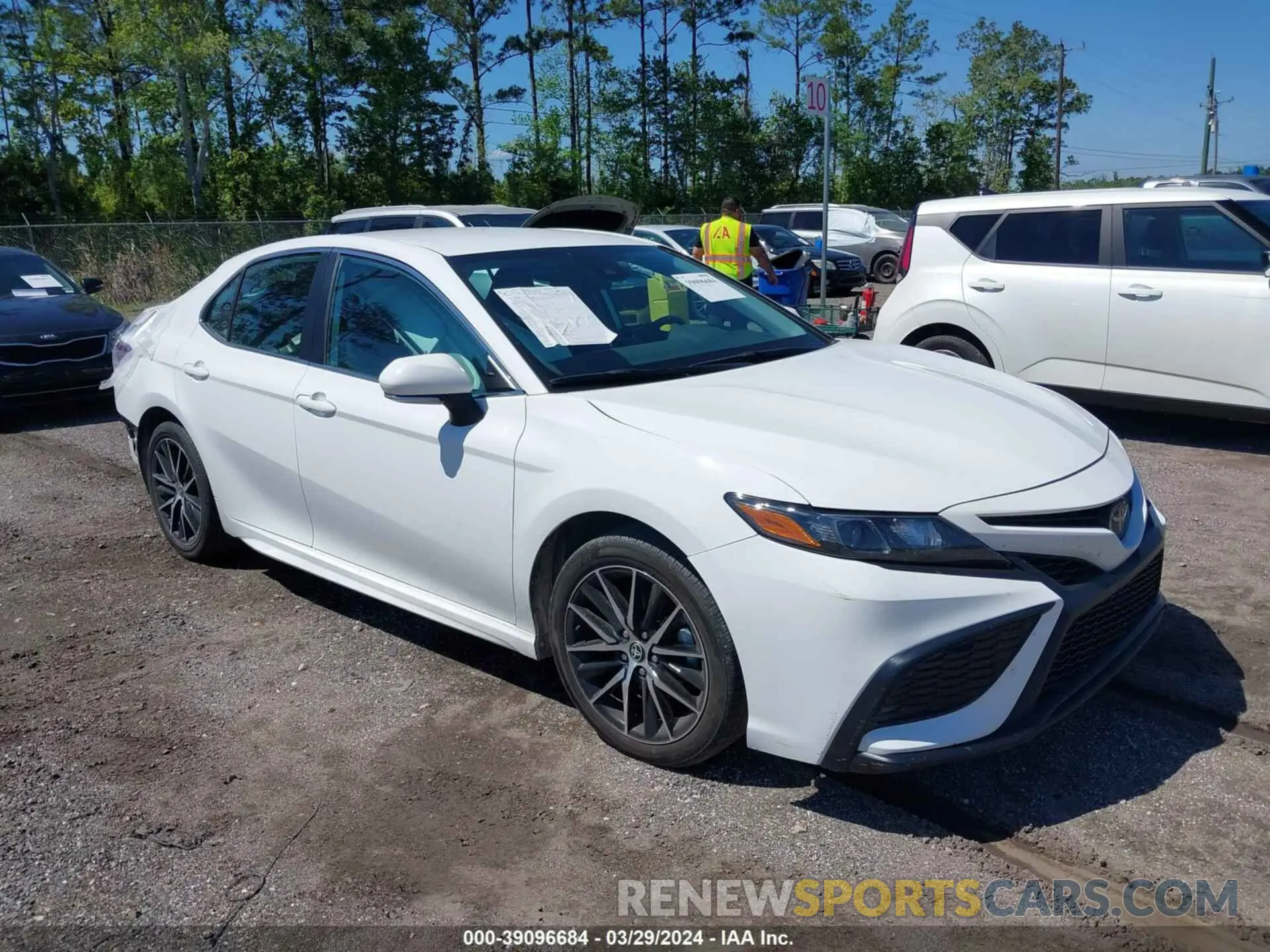1 fotografías del automóvil dañado 4T1G11AKXPU737321 TOYOTA CAMRY 2023
