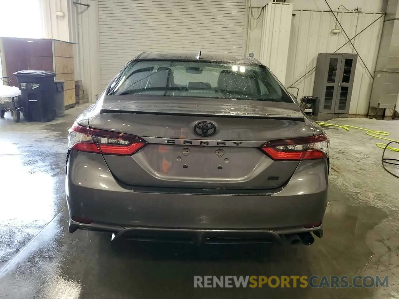 6 fotografías del automóvil dañado 4T1G11AKXPU744804 TOYOTA CAMRY 2023