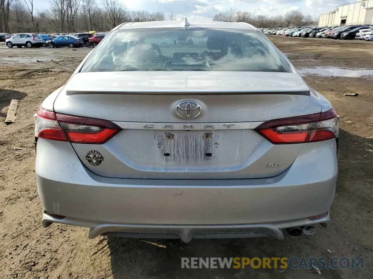 6 fotografías del automóvil dañado 4T1G11AKXPU746181 TOYOTA CAMRY 2023