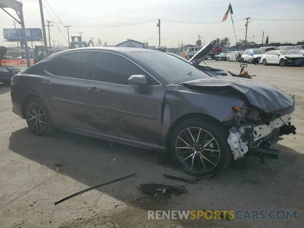 4 fotografías del automóvil dañado 4T1G11AKXPU752370 TOYOTA CAMRY 2023