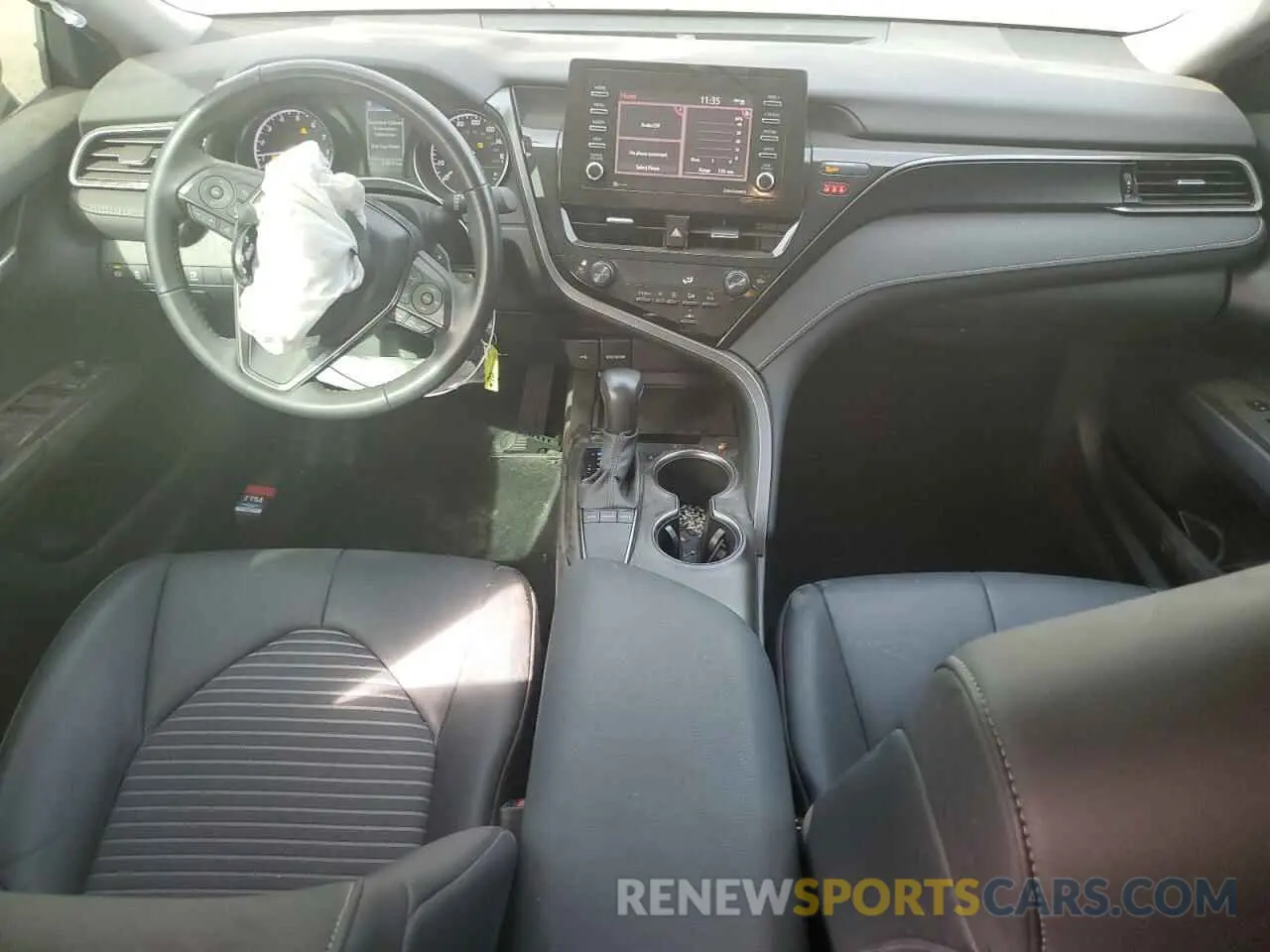 8 fotografías del automóvil dañado 4T1G11AKXPU752370 TOYOTA CAMRY 2023