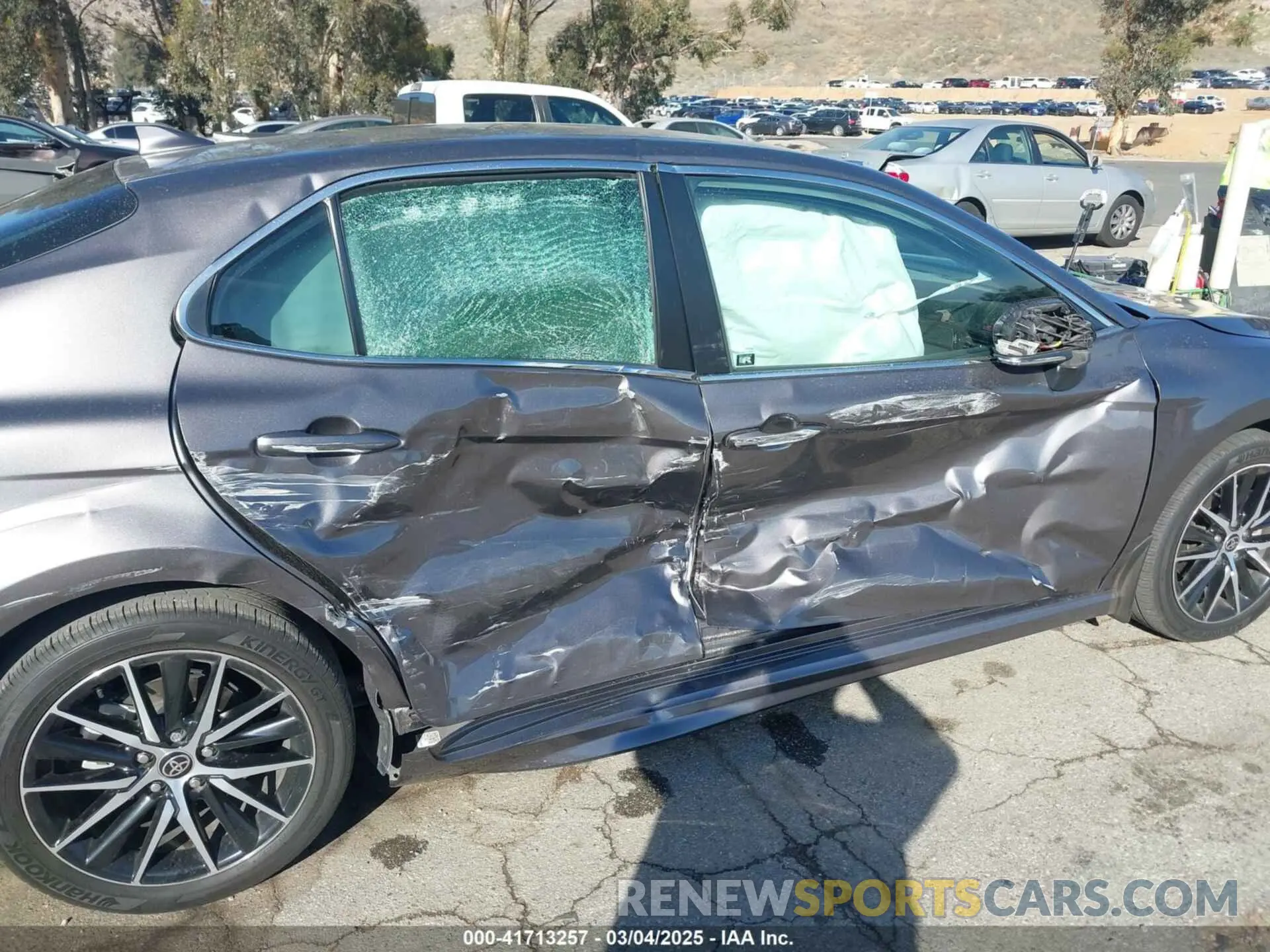 6 fotografías del automóvil dañado 4T1G11AKXPU791069 TOYOTA CAMRY 2023