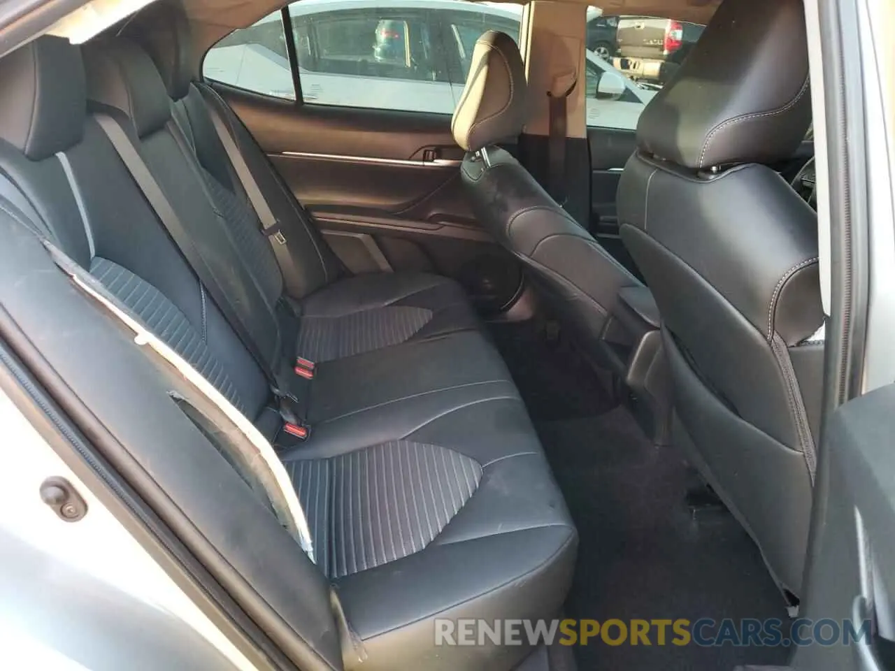 10 fotografías del automóvil dañado 4T1G11AKXPU801969 TOYOTA CAMRY 2023