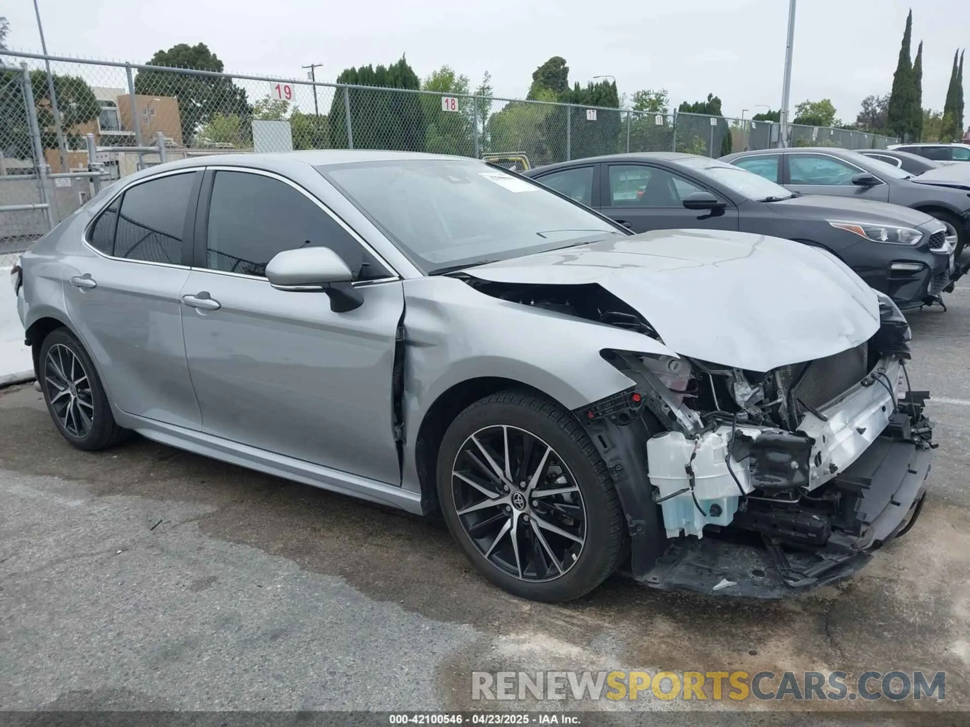 1 fotografías del automóvil dañado 4T1G11AKXPU809876 TOYOTA CAMRY 2023