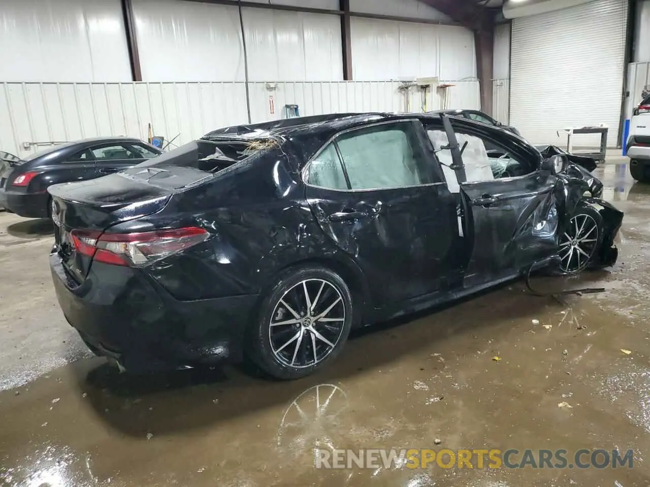 3 fotografías del automóvil dañado 4T1G11AKXPU814477 TOYOTA CAMRY 2023
