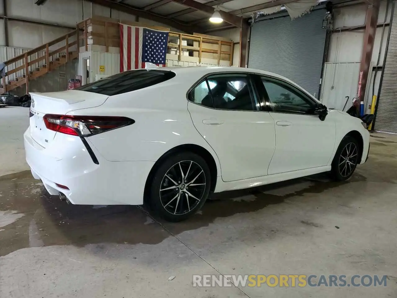 3 fotografías del automóvil dañado 4T1G11AKXPU824507 TOYOTA CAMRY 2023