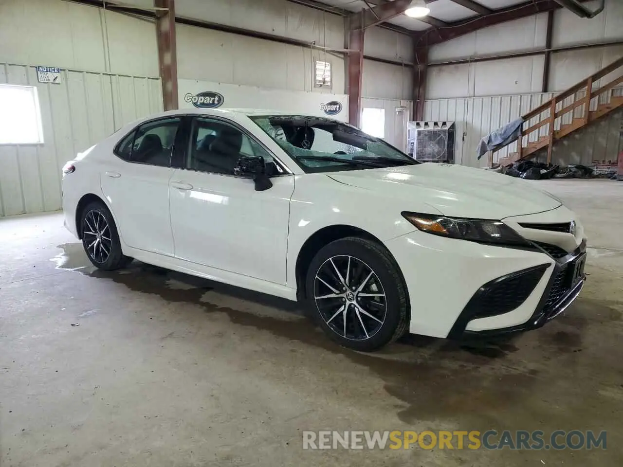 4 fotografías del automóvil dañado 4T1G11AKXPU824507 TOYOTA CAMRY 2023