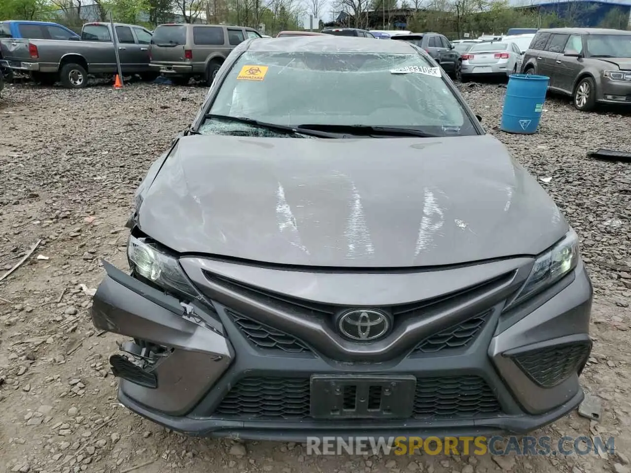 5 fotografías del automóvil dañado 4T1G11AKXPU831666 TOYOTA CAMRY 2023