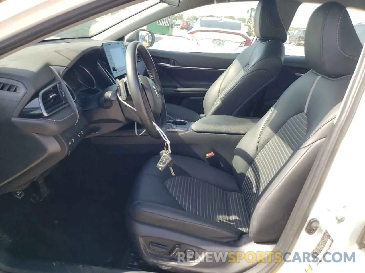 7 fotografías del automóvil dañado 4T1G11AKXPU837029 TOYOTA CAMRY 2023