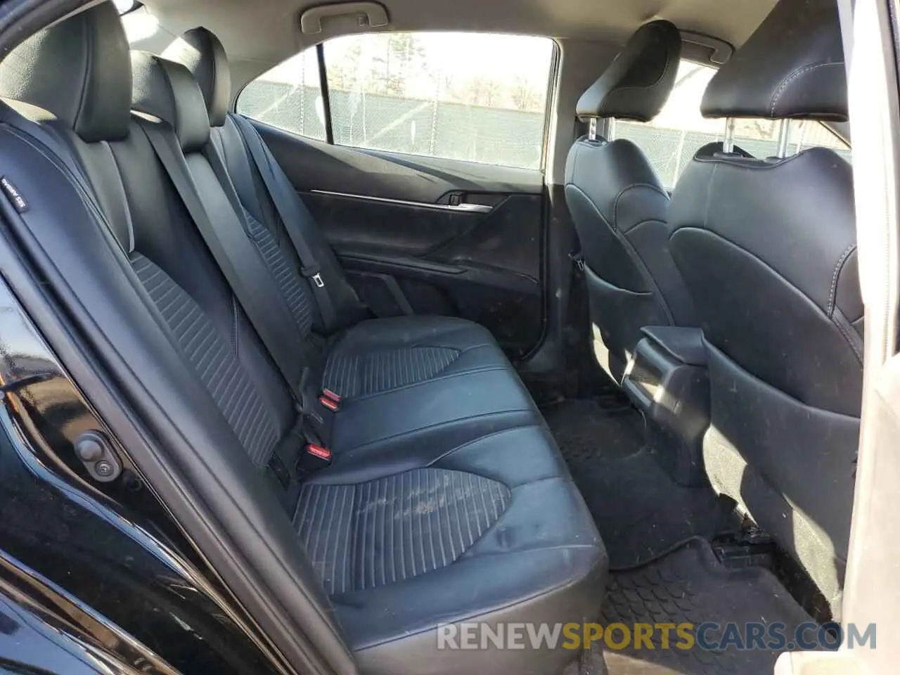 10 fotografías del automóvil dañado 4T1G11AKXPU838925 TOYOTA CAMRY 2023