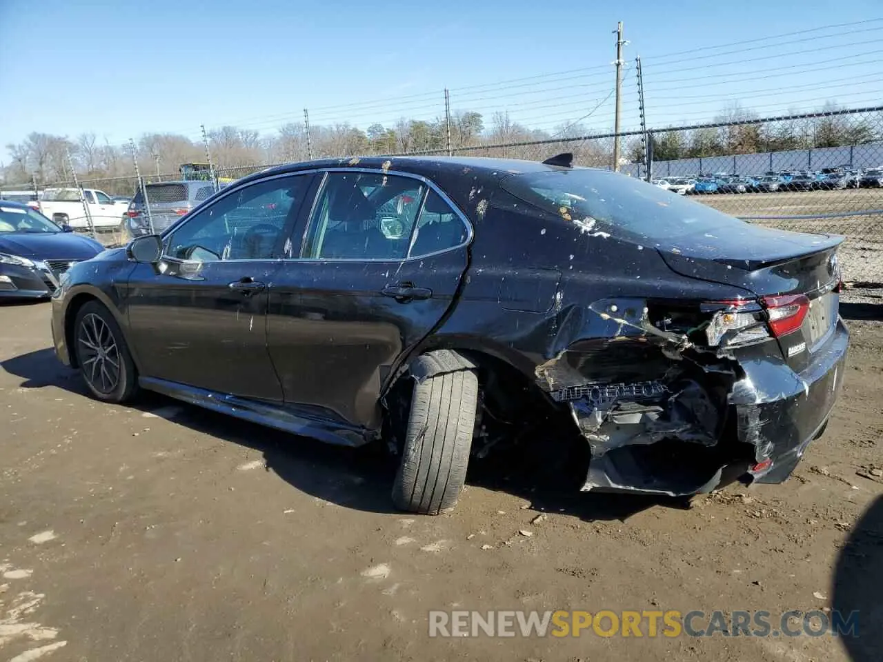 2 fotografías del automóvil dañado 4T1G11AKXPU838925 TOYOTA CAMRY 2023
