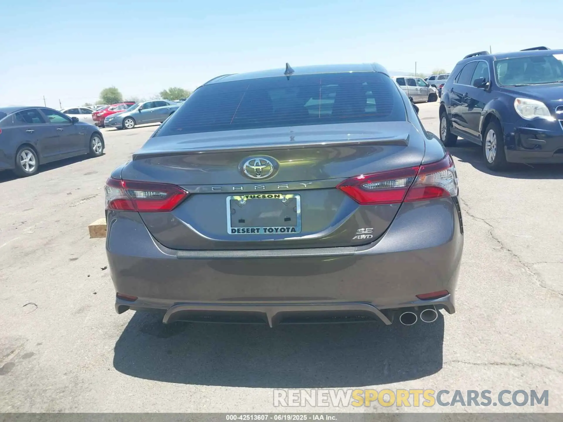 17 fotografías del automóvil dañado 4T1G11BK1PU086482 TOYOTA CAMRY 2023