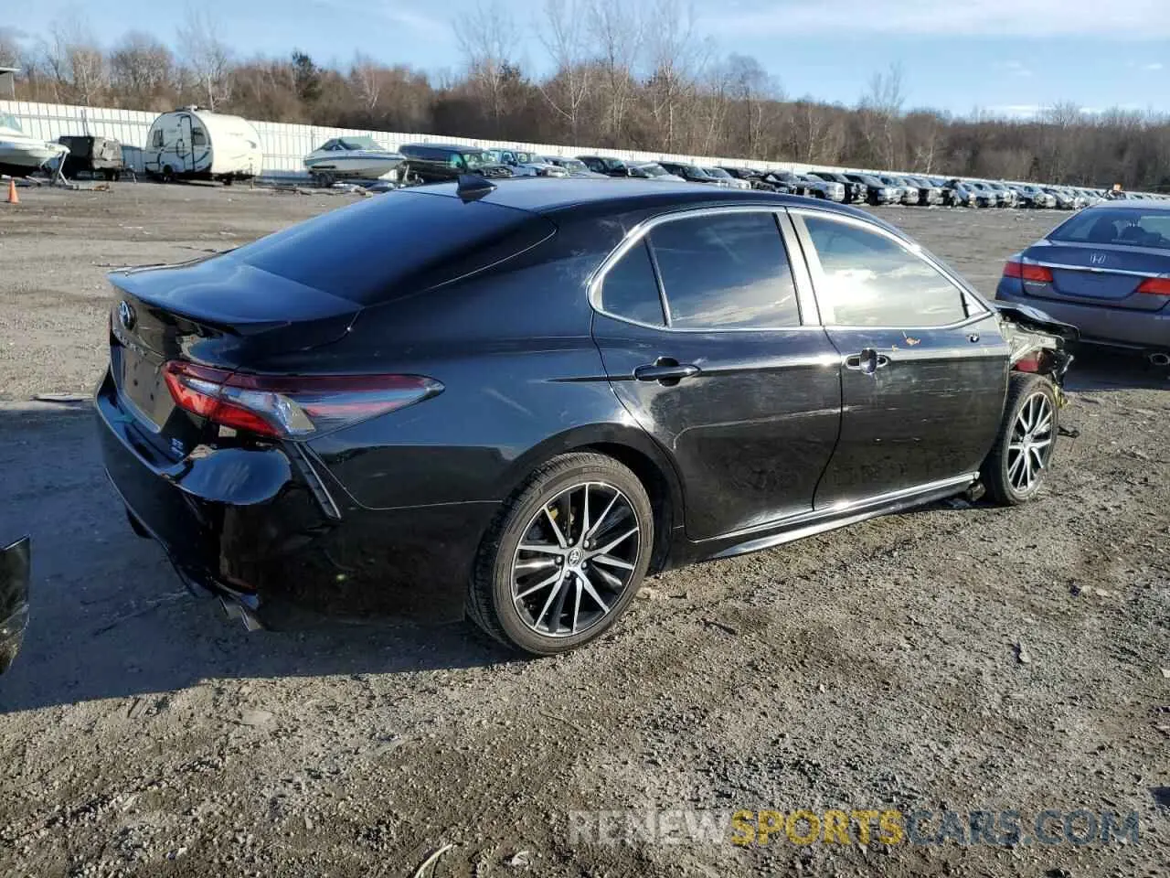 3 fotografías del automóvil dañado 4T1G11BK1PU100879 TOYOTA CAMRY 2023