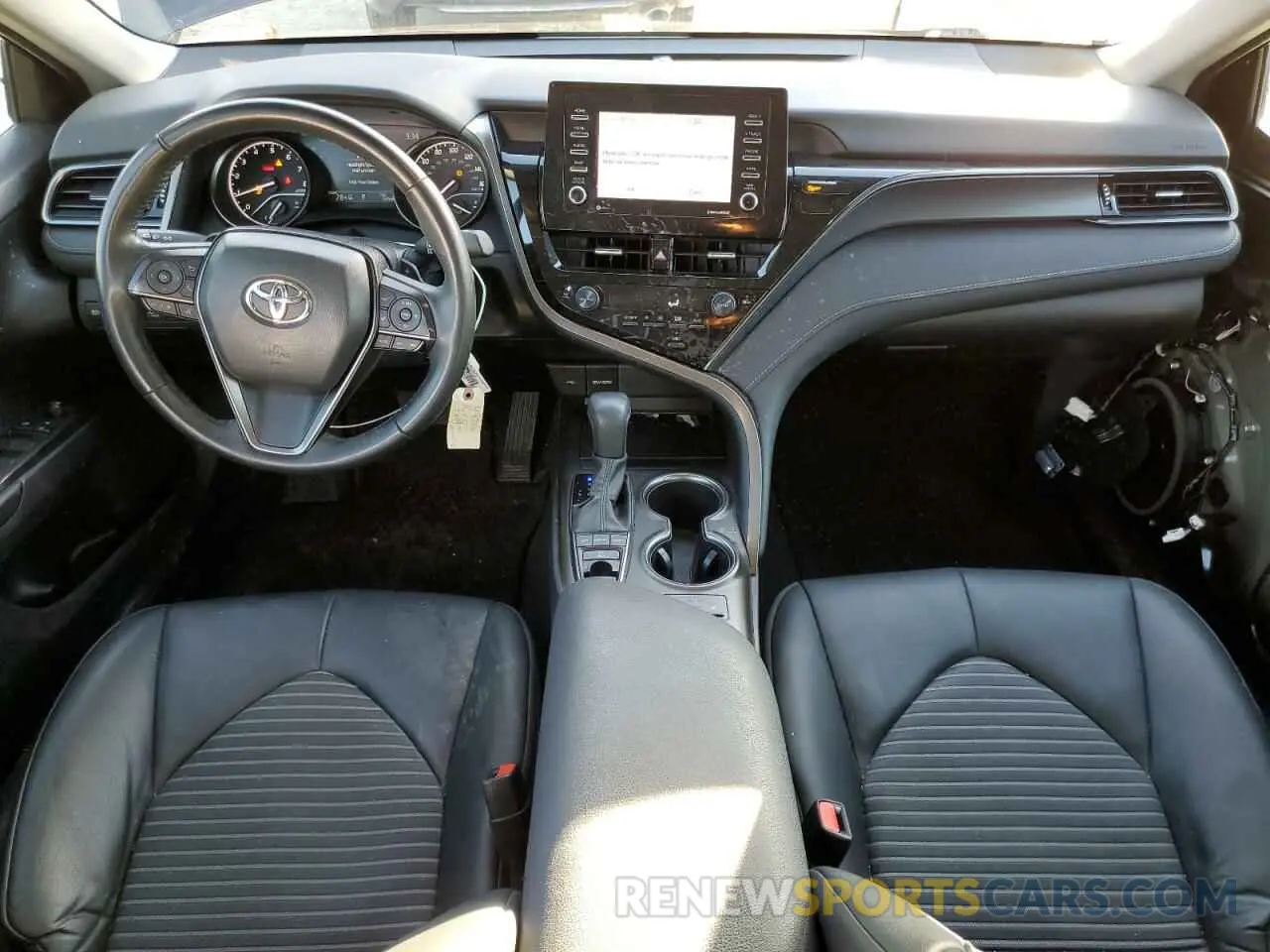 8 fotografías del automóvil dañado 4T1G11BK1PU100879 TOYOTA CAMRY 2023