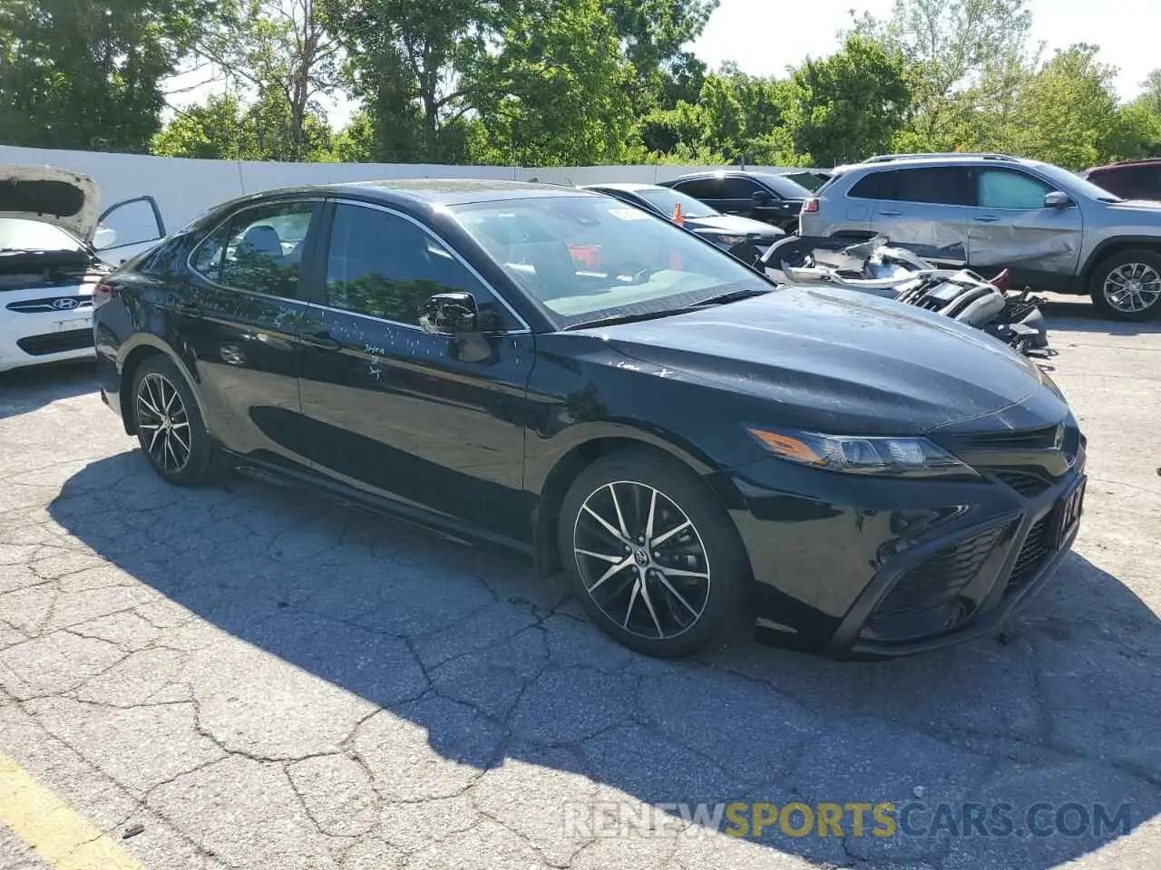 4 fotografías del automóvil dañado 4T1G11BK2PU084207 TOYOTA CAMRY 2023