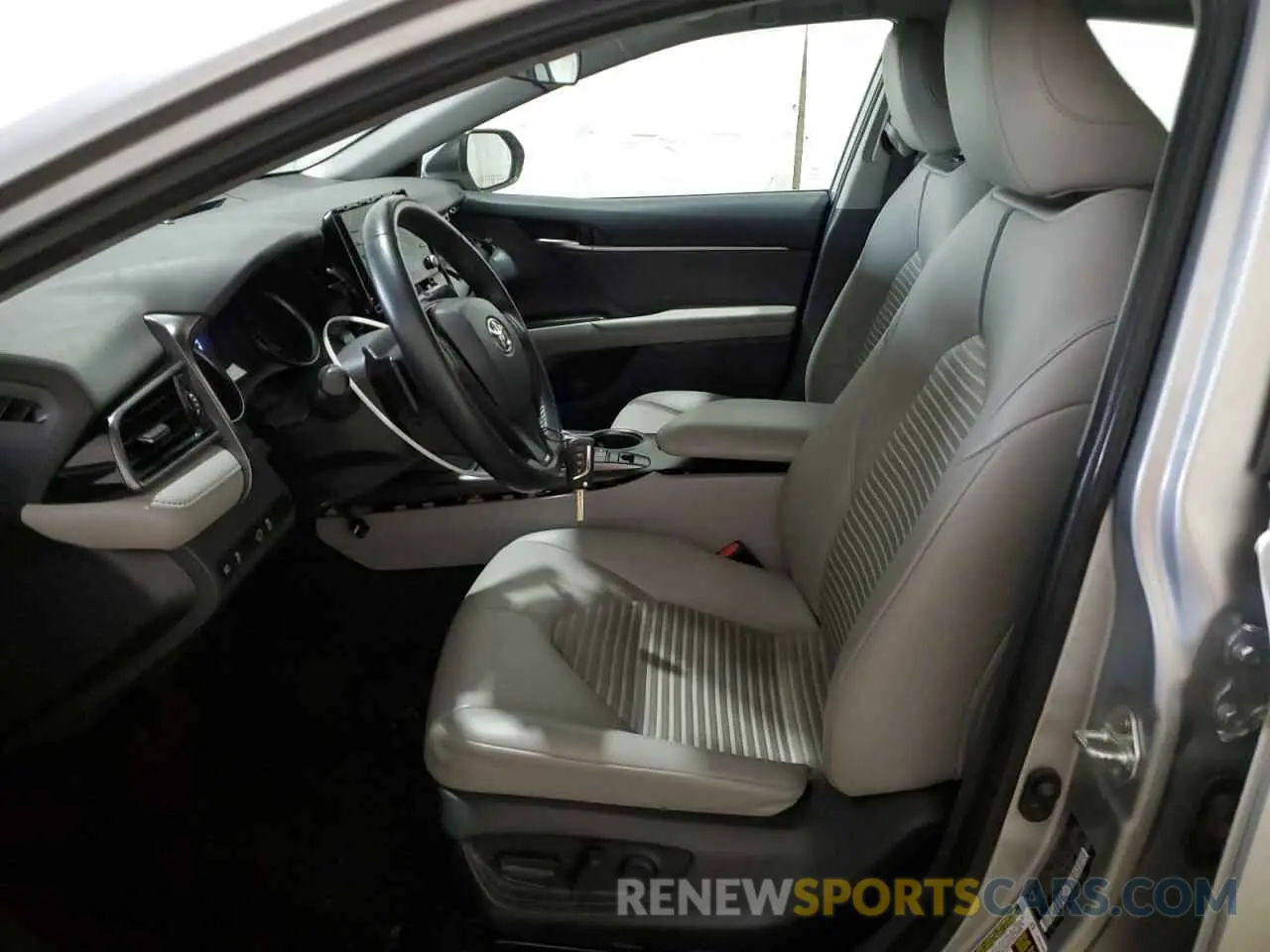 7 fotografías del automóvil dañado 4T1G11BK2PU088161 TOYOTA CAMRY 2023
