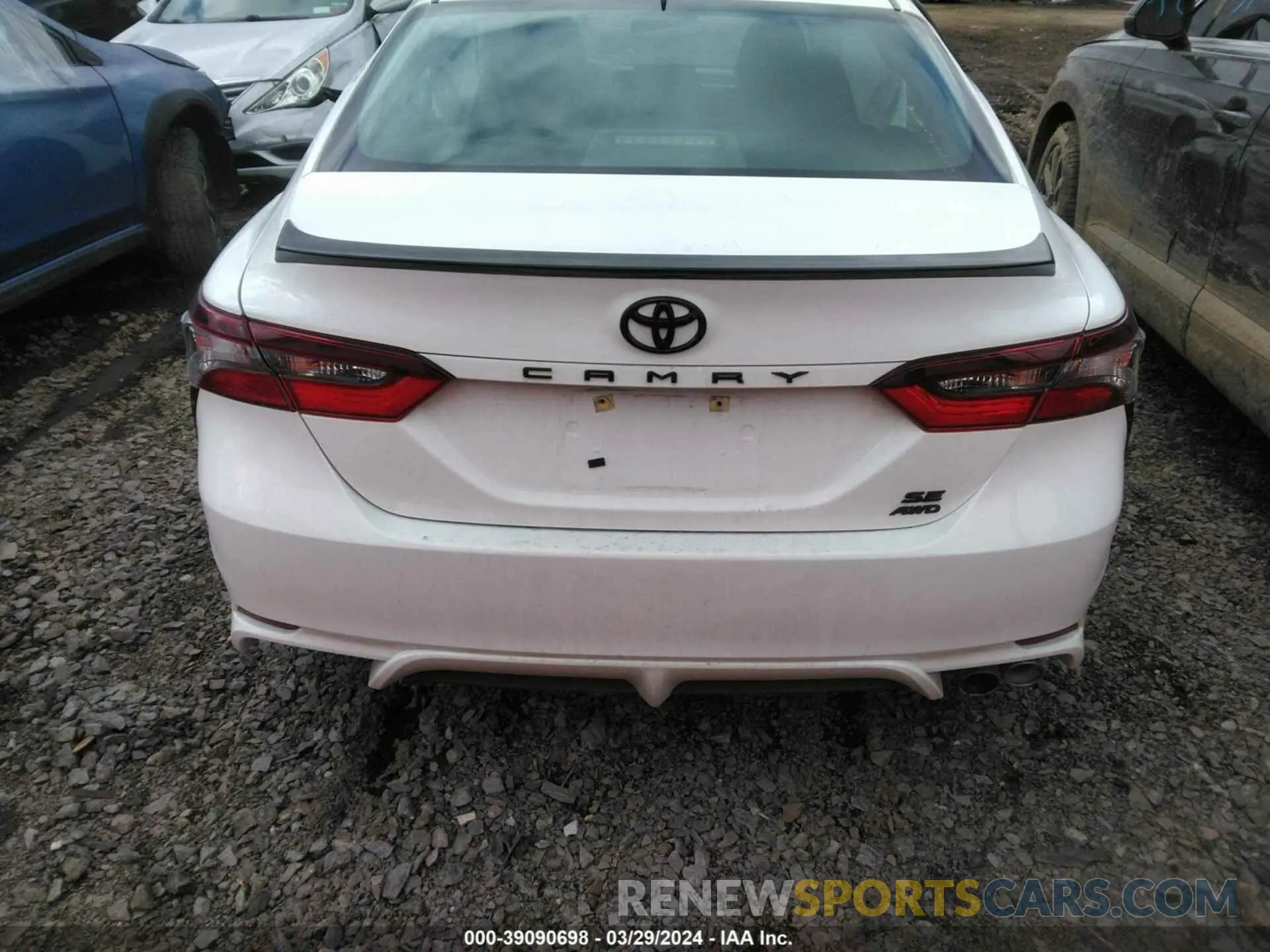 16 fotografías del automóvil dañado 4T1G11BK3PU092333 TOYOTA CAMRY 2023