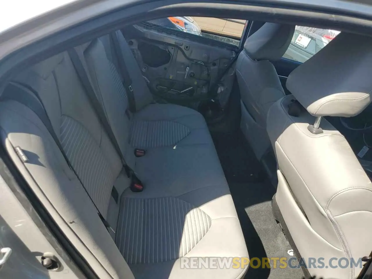10 fotografías del automóvil dañado 4T1G11BK4PU081650 TOYOTA CAMRY 2023