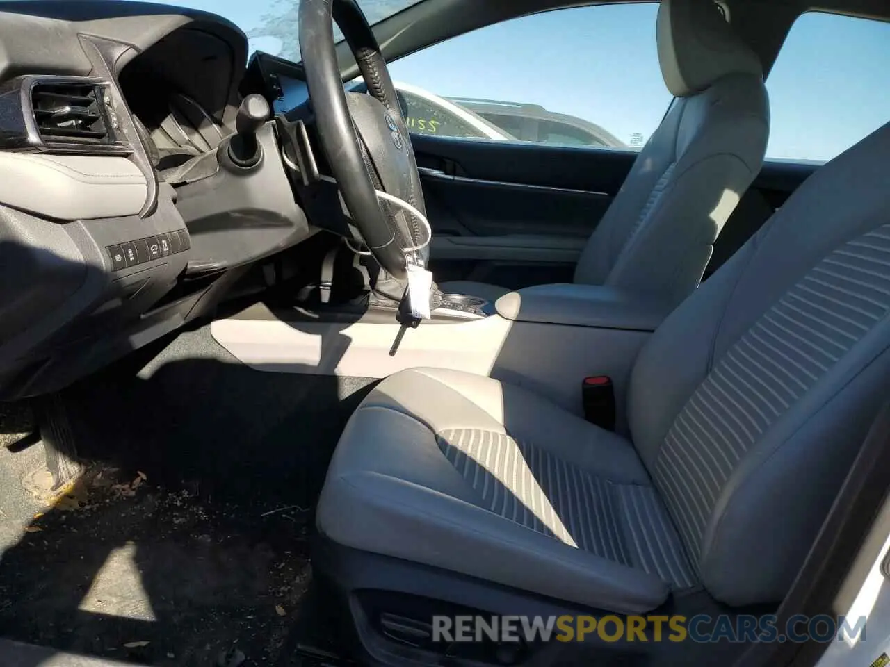 7 fotografías del automóvil dañado 4T1G11BK4PU091577 TOYOTA CAMRY 2023