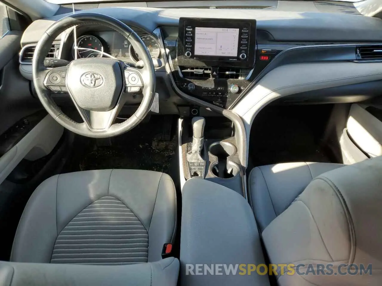 8 fotografías del automóvil dañado 4T1G11BK4PU091577 TOYOTA CAMRY 2023