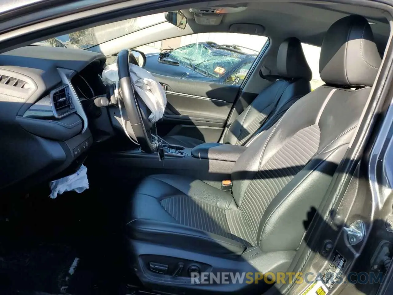 7 fotografías del automóvil dañado 4T1G11BK7PU091735 TOYOTA CAMRY 2023