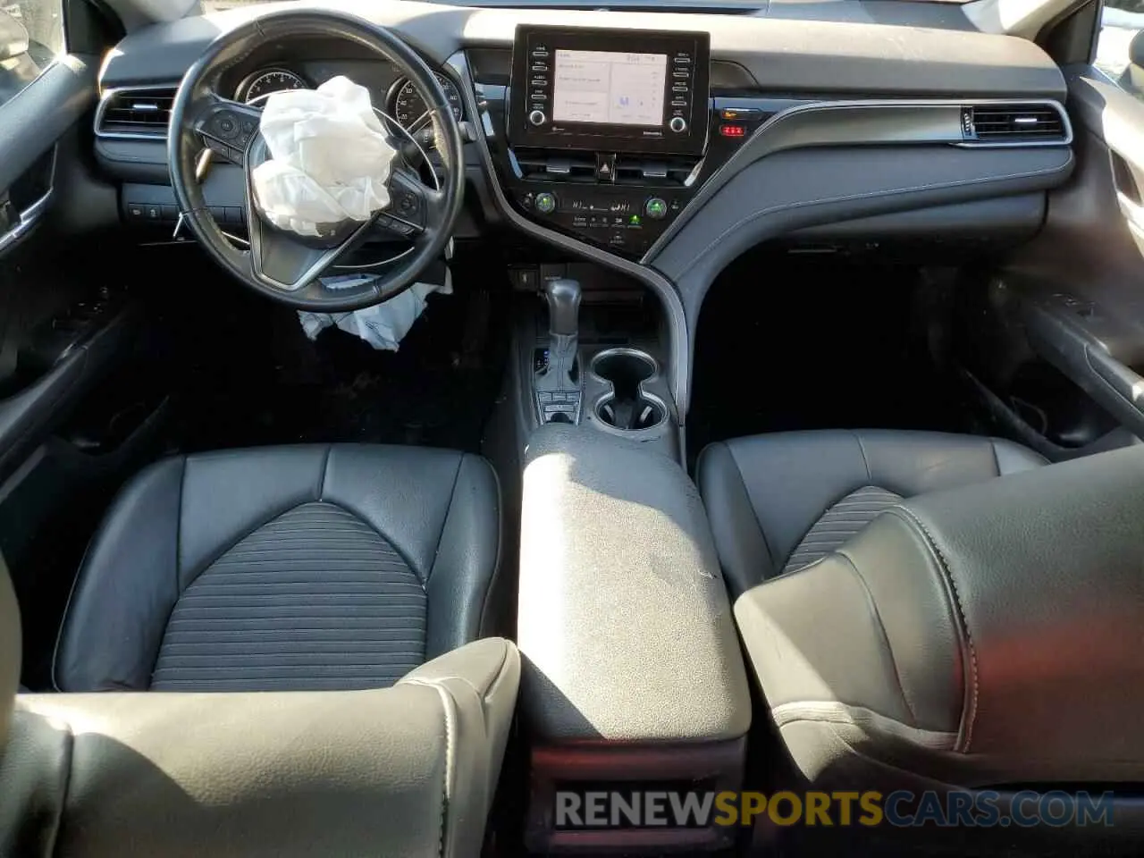 8 fotografías del automóvil dañado 4T1G11BK7PU091735 TOYOTA CAMRY 2023